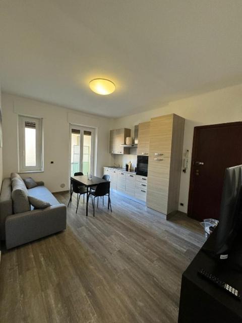 Casa Benedetta Nuovo Bilocale 100 Metri Dal Mare Villa